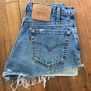 Levi’s cutoff shorts